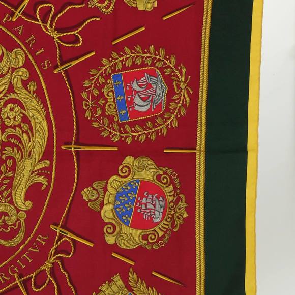 HERMES Carre 90 LES ARMES DE PARIS FLVCTVAT Scarf Silk Red Green Auth bs7738 - Picture 6 of 16